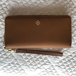 Tory Burch Emerson Zip Continental Wallet